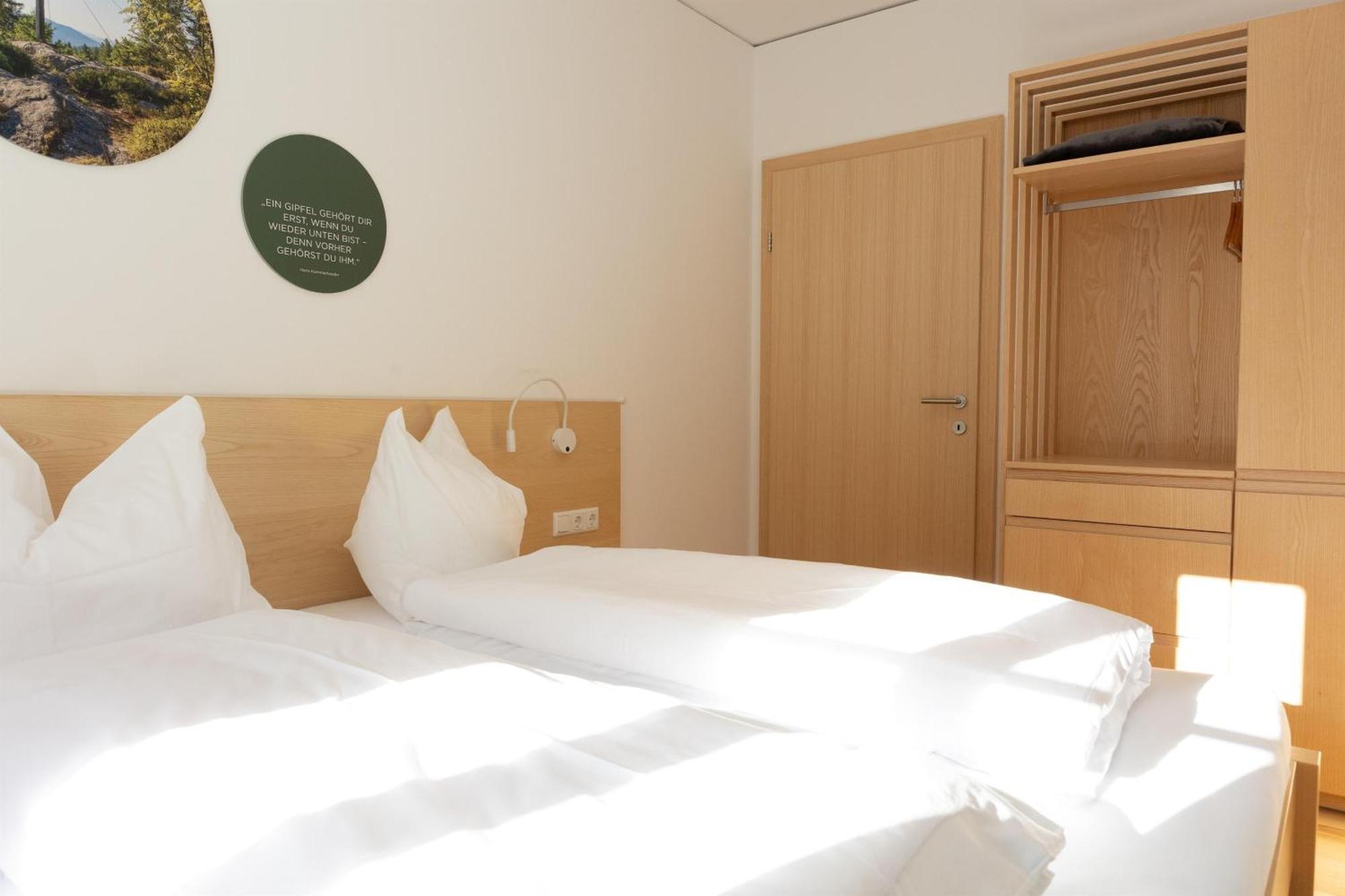 Forsthaus Apartments - Ski + Bike & Hike Клафер ам Хохфихт Екстериор снимка